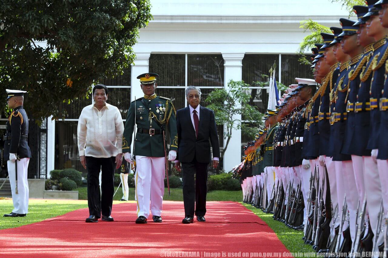 PM diberi sambutan negara di Istana Malacanang