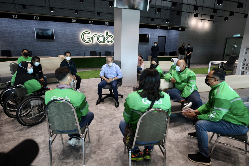 Grab Drivers Delivery Riders Complaints Get Pm Muhyiddin S Attention Prime Minister S Office Of Malaysia